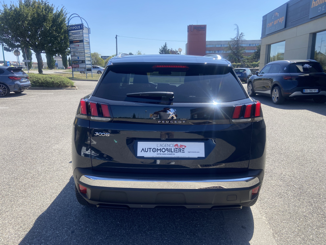 Peugeot 3008 — 8