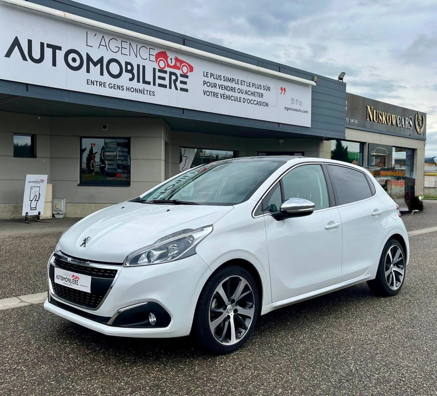 Peugeot 208 — 2
