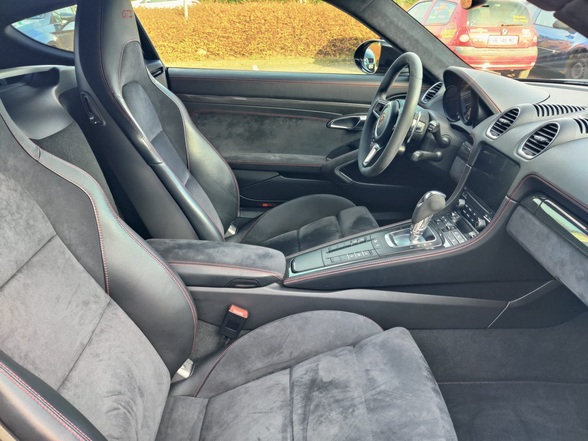 Porsche Cayman — 21