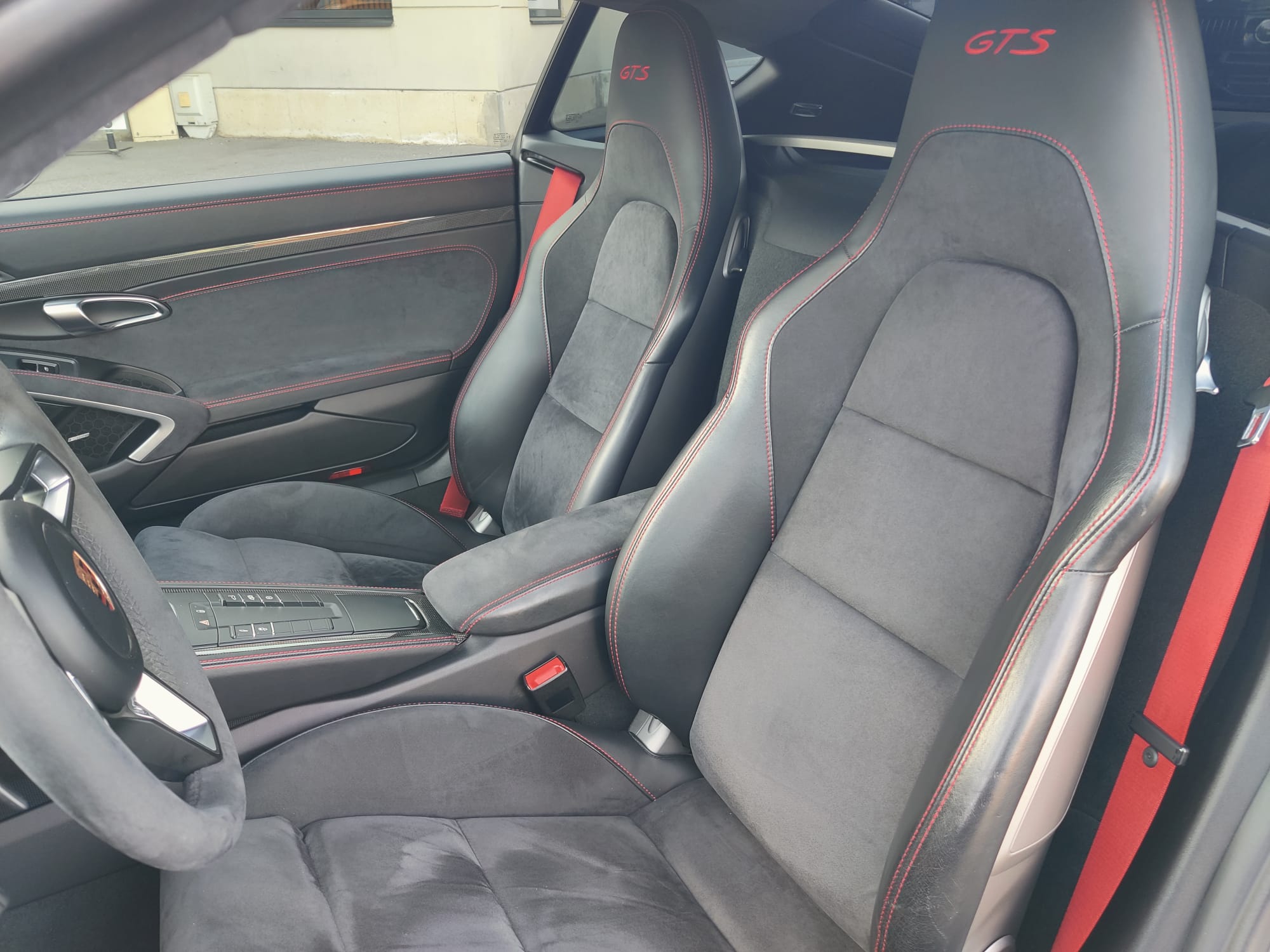 Porsche Cayman — 29