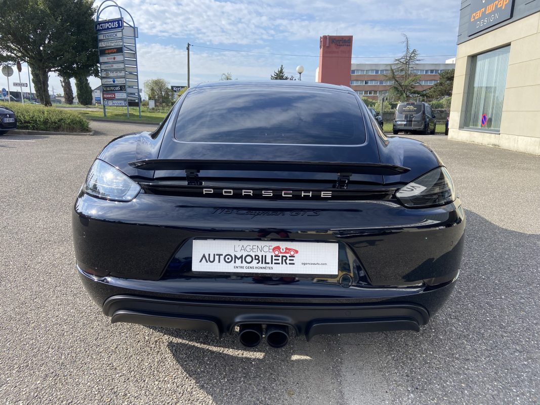 Porsche Cayman — 13