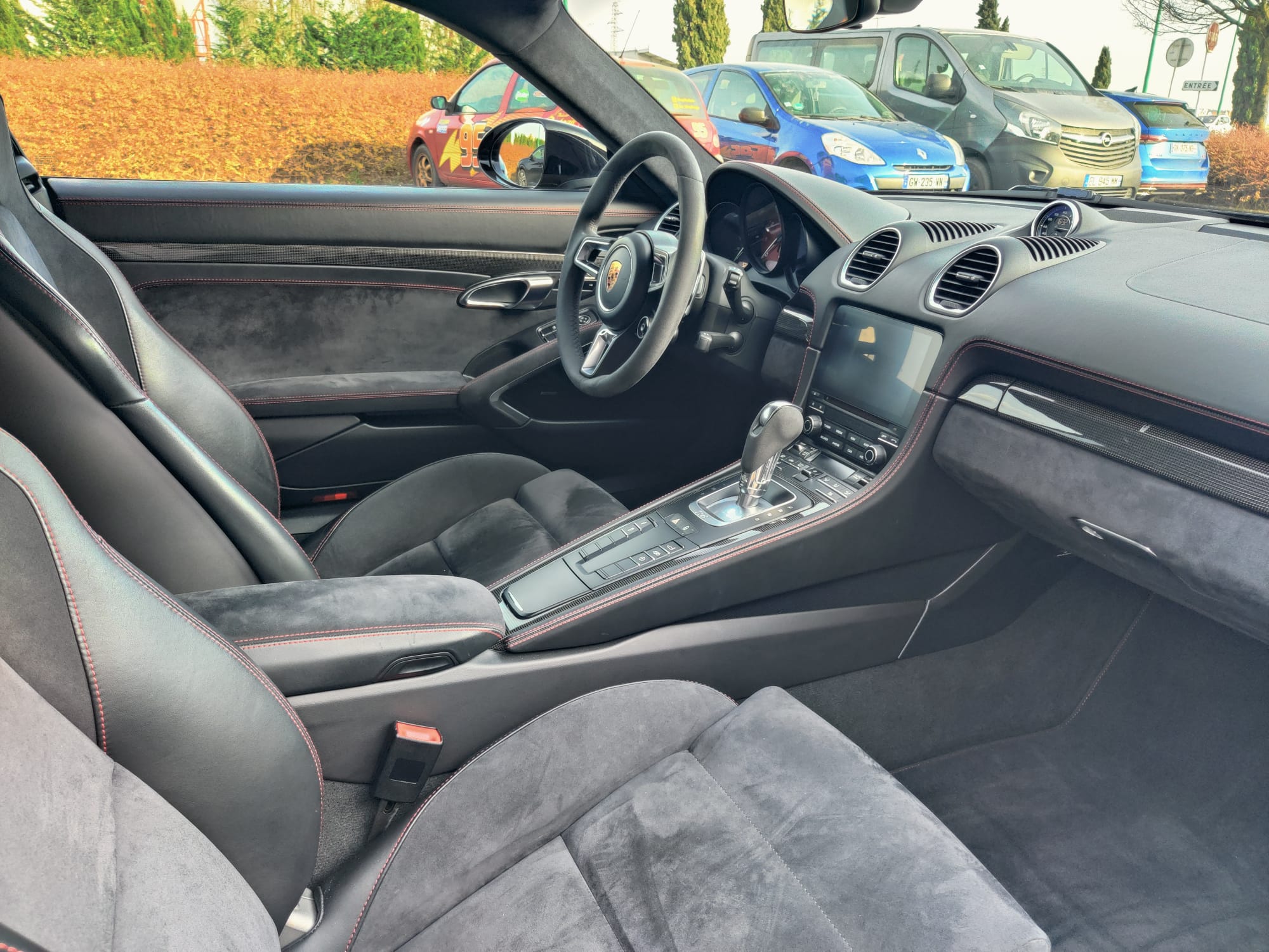 Porsche Cayman — 19