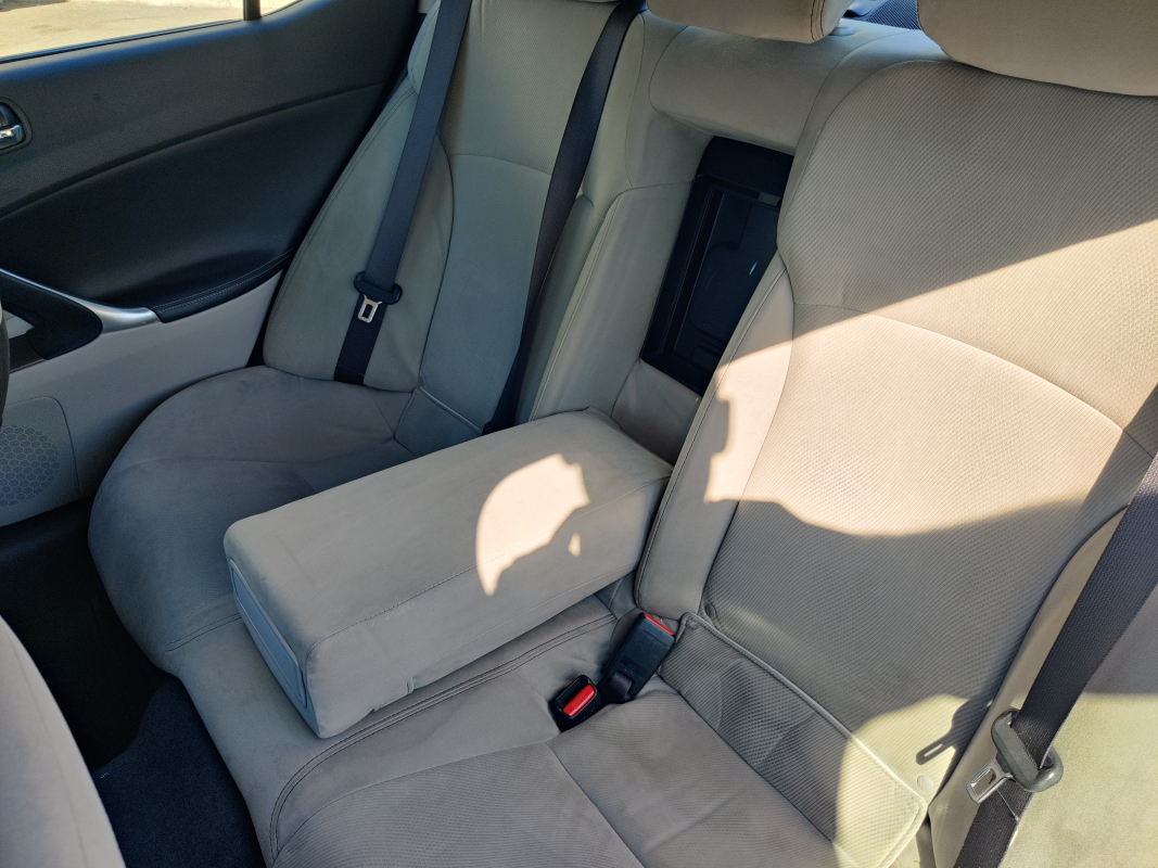 Lexus IS — 32
