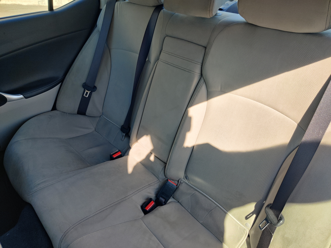 Lexus IS — 36
