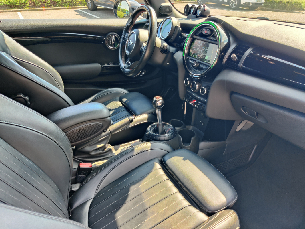 Mini Cooper — 24