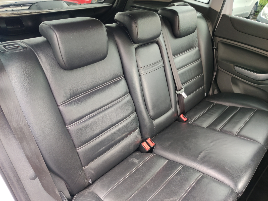 Ford Kuga — 32