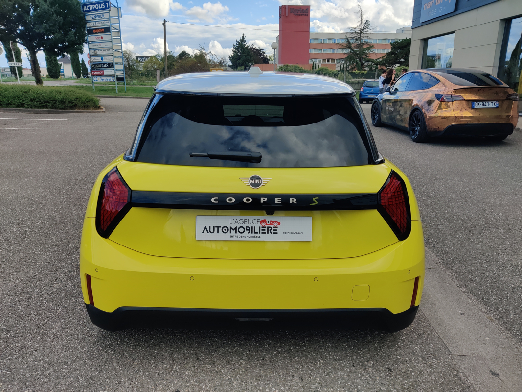 Mini Cooper — 13
