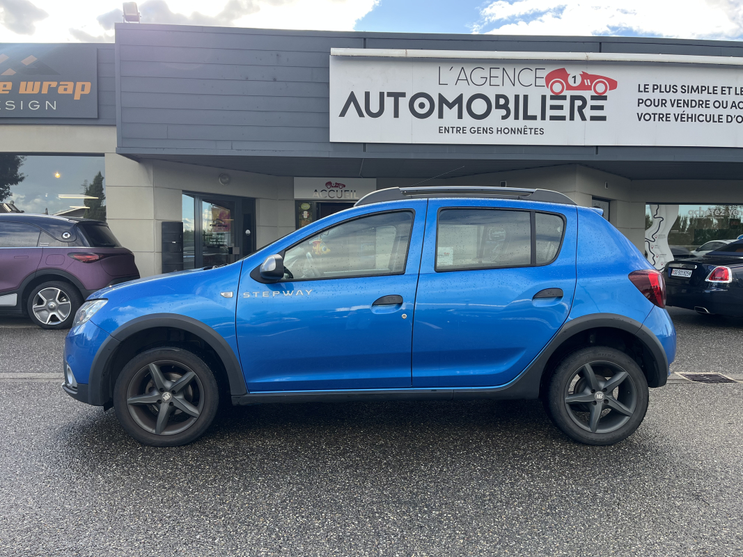 Dacia Sandero — 4