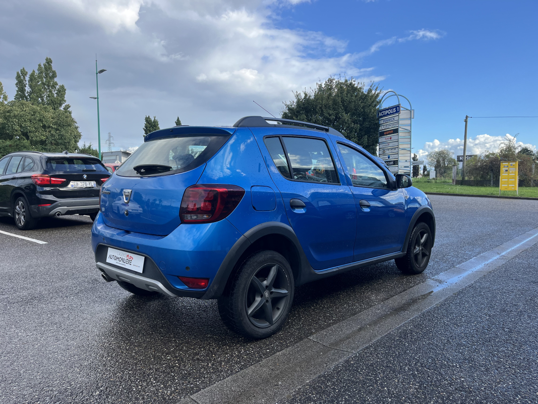 Dacia Sandero — 10