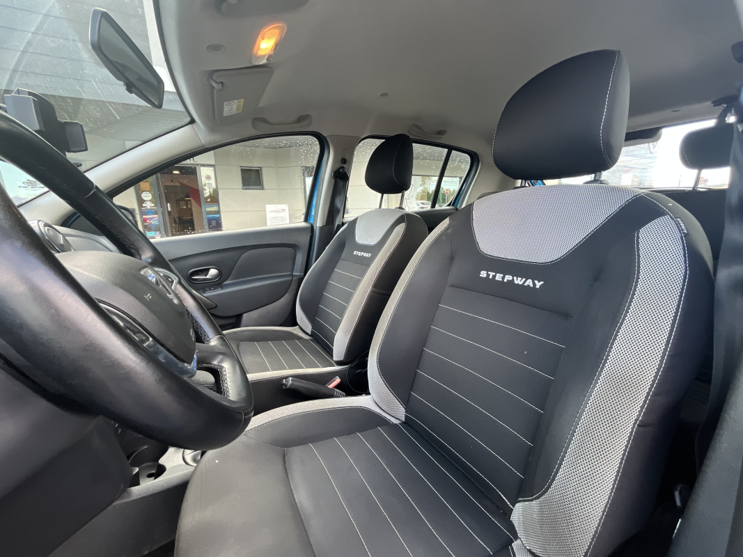 Dacia Sandero — 18