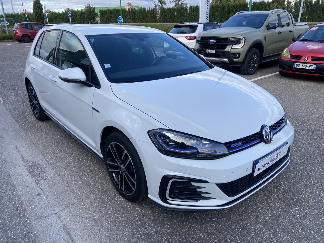 Volkswagen Golf — 14