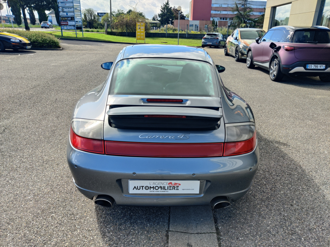 Porsche 911 — 14