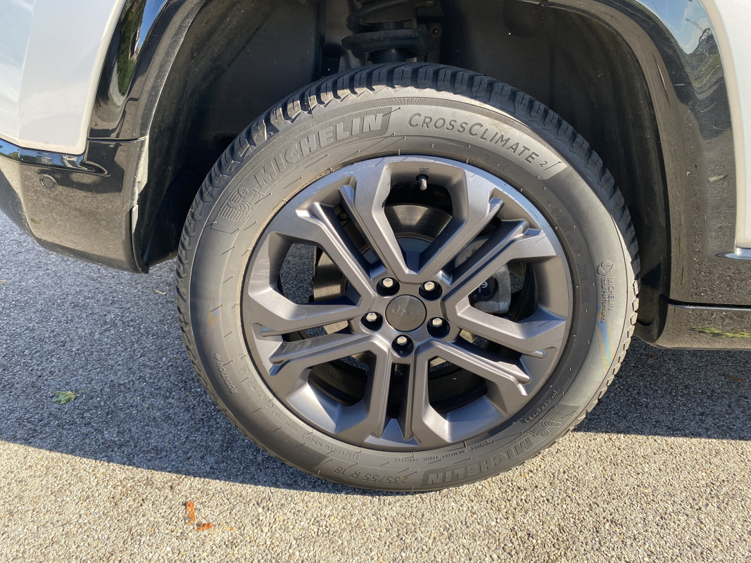 Jeep Compass — 50