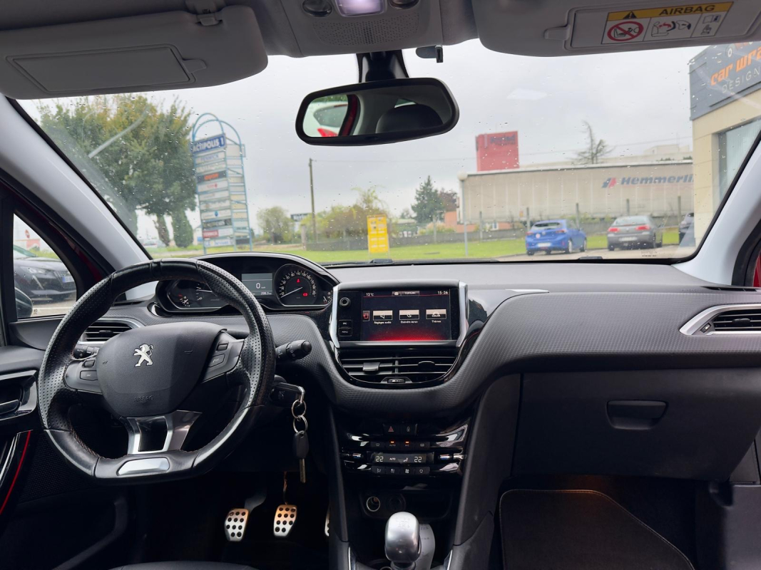 Peugeot 208 — 26