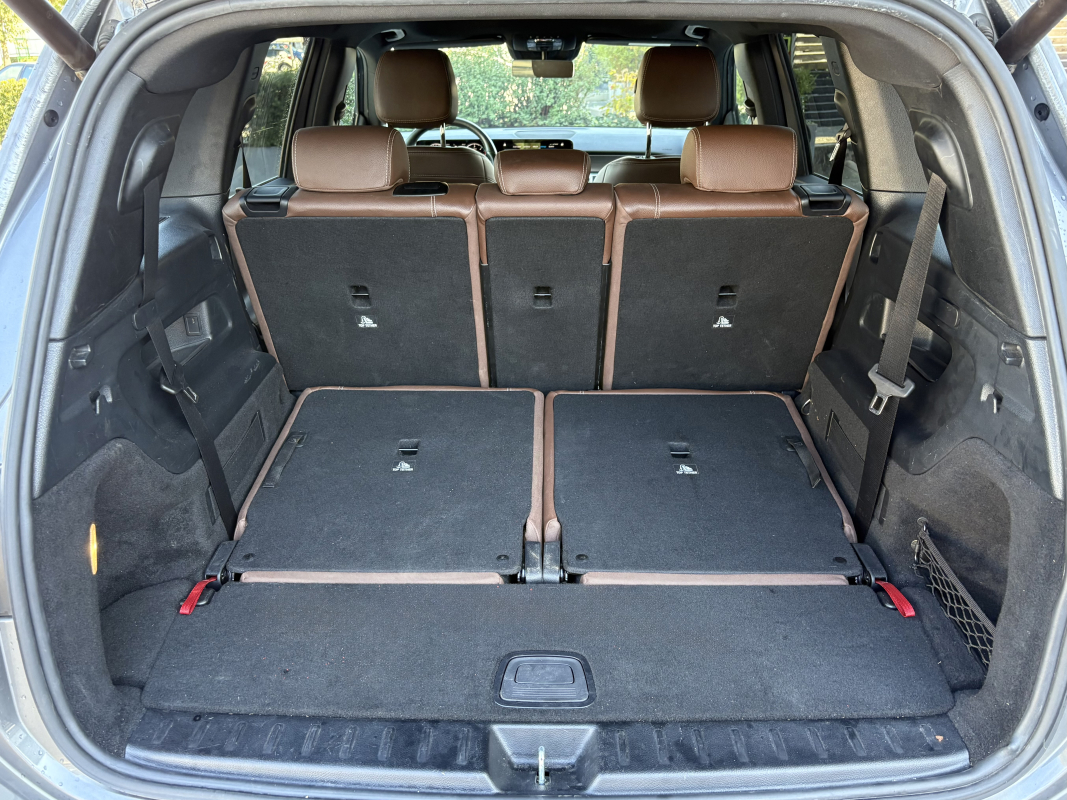 Mercedes GLB — 48