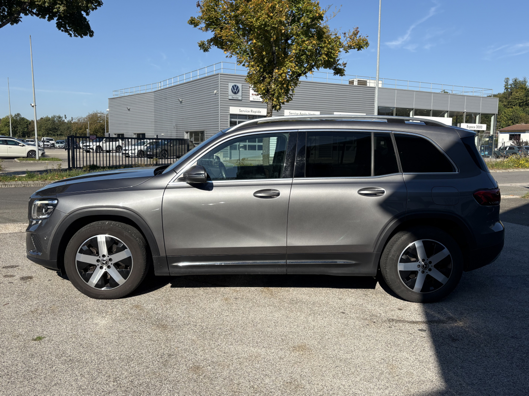 Mercedes GLB — 8