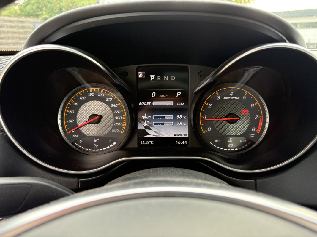 Mercedes AMG-GT — 56