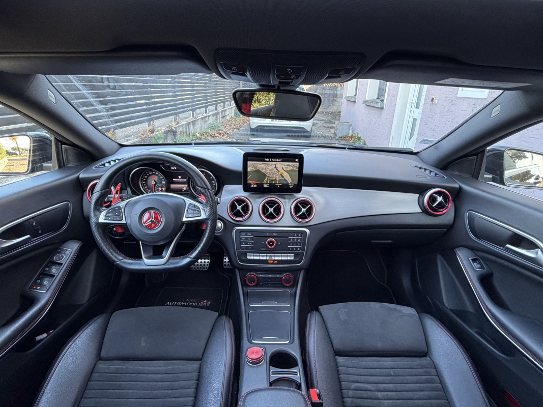 Mercedes Classe CLA — 12