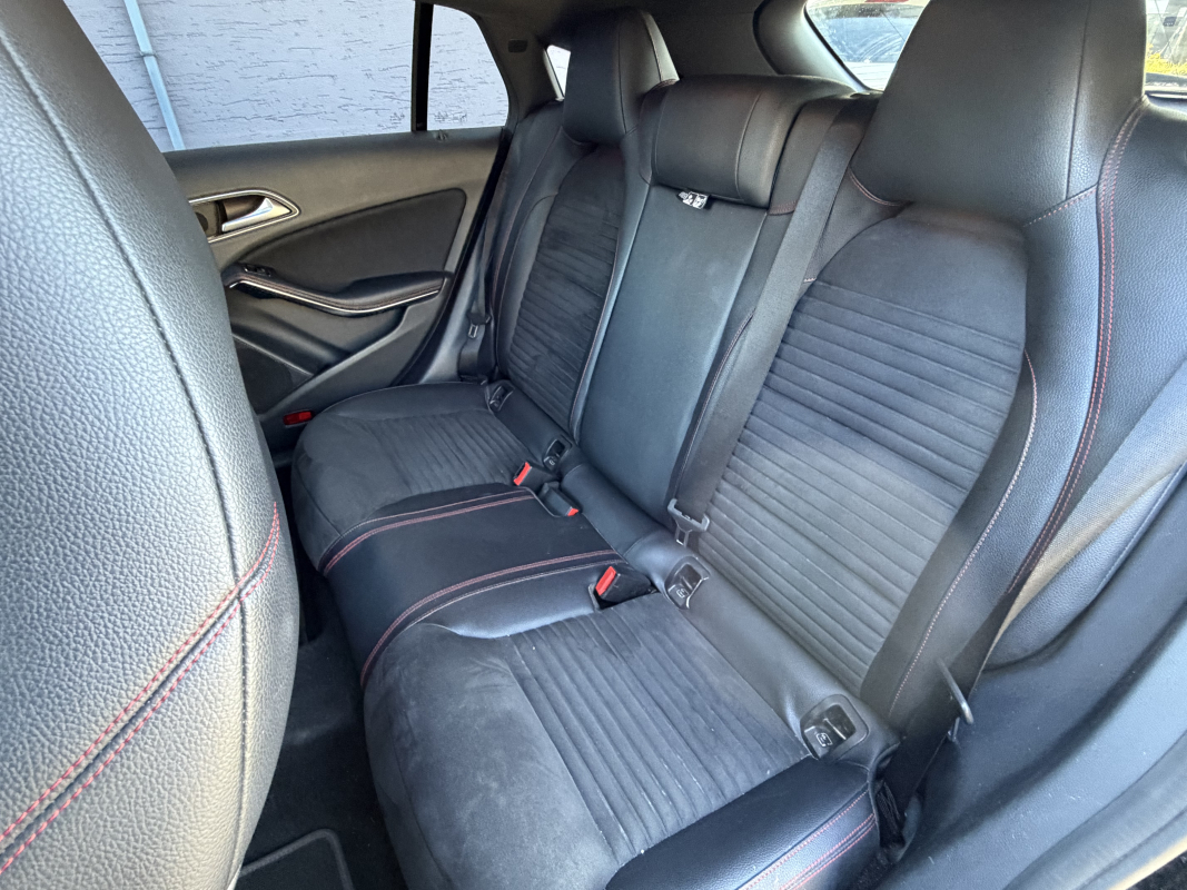 Mercedes Classe CLA — 21