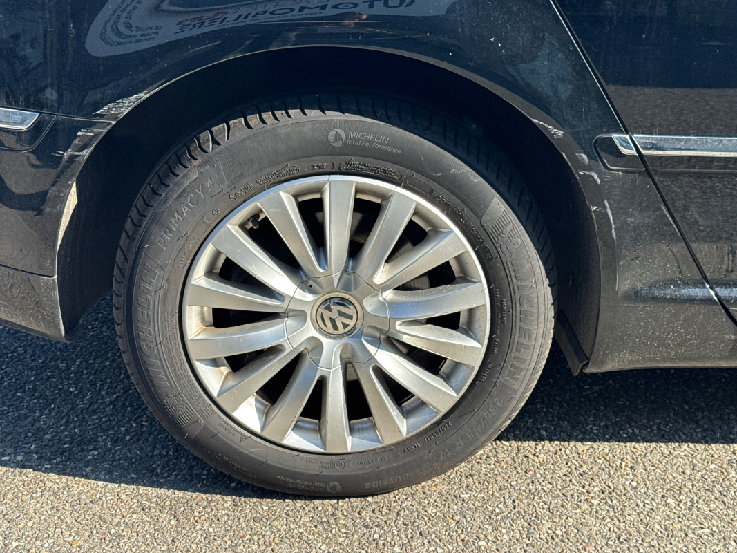 Volkswagen Phaeton — 26