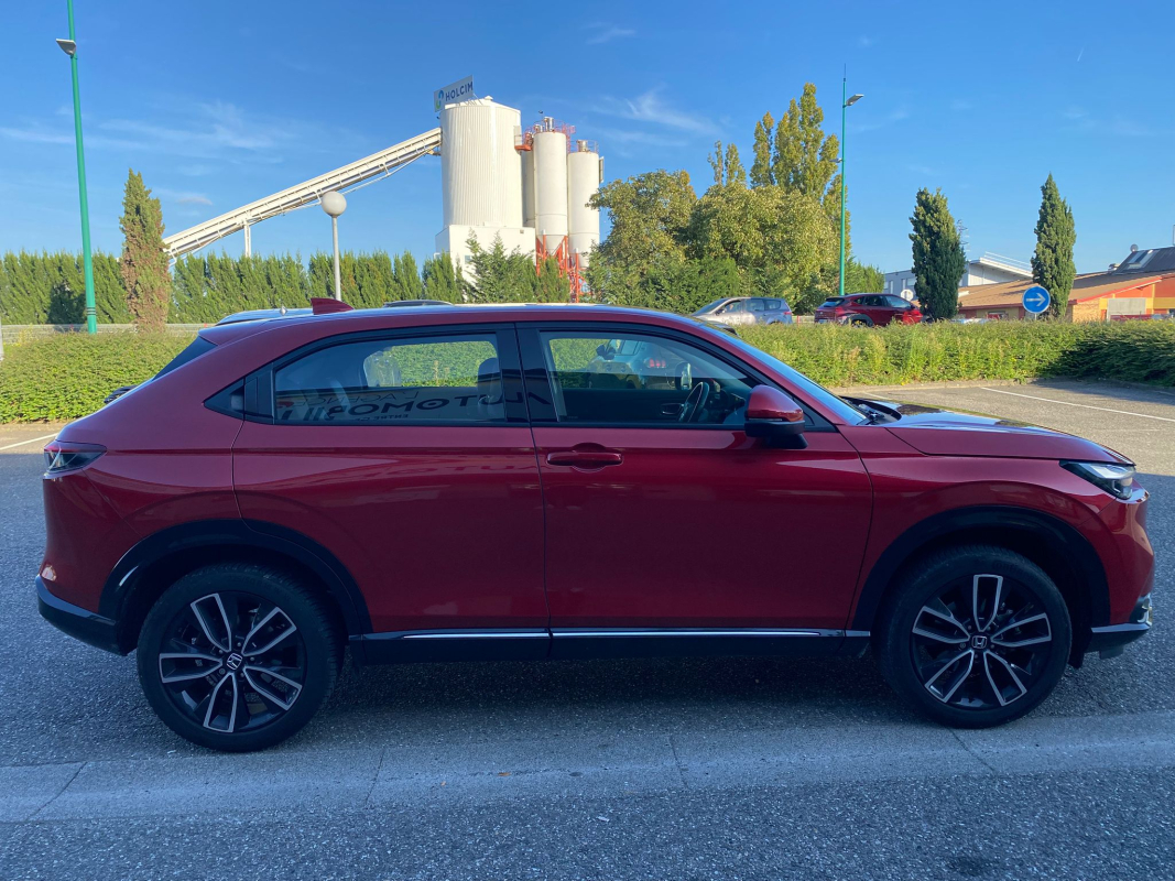 Honda HR-V — 12