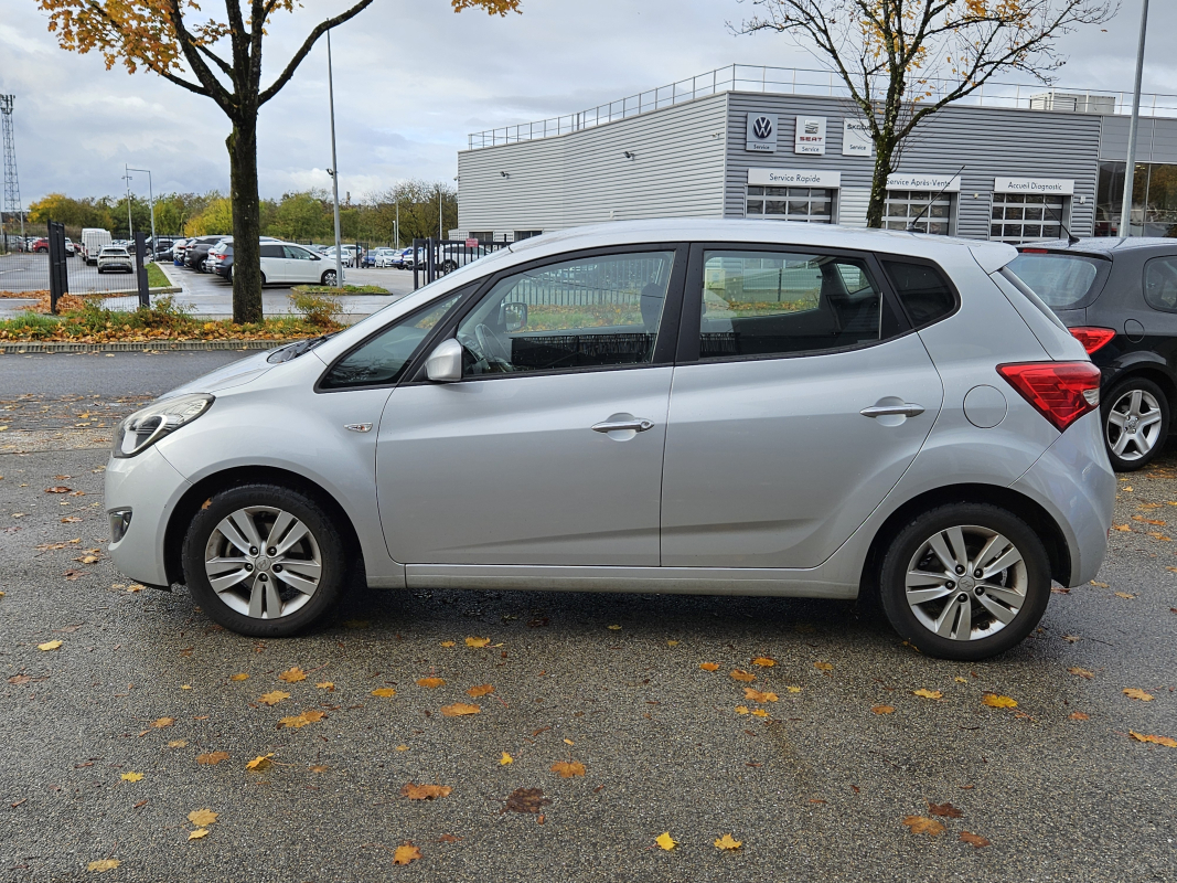 Hyundai ix20 — 8