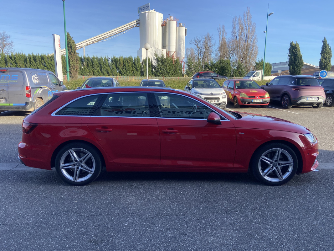 Audi A4 Avant — 12