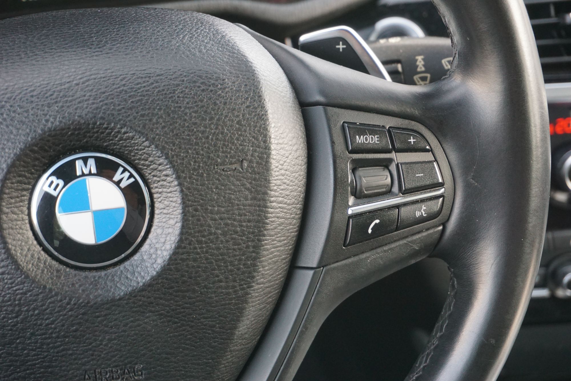 Bmw X4 — 24
