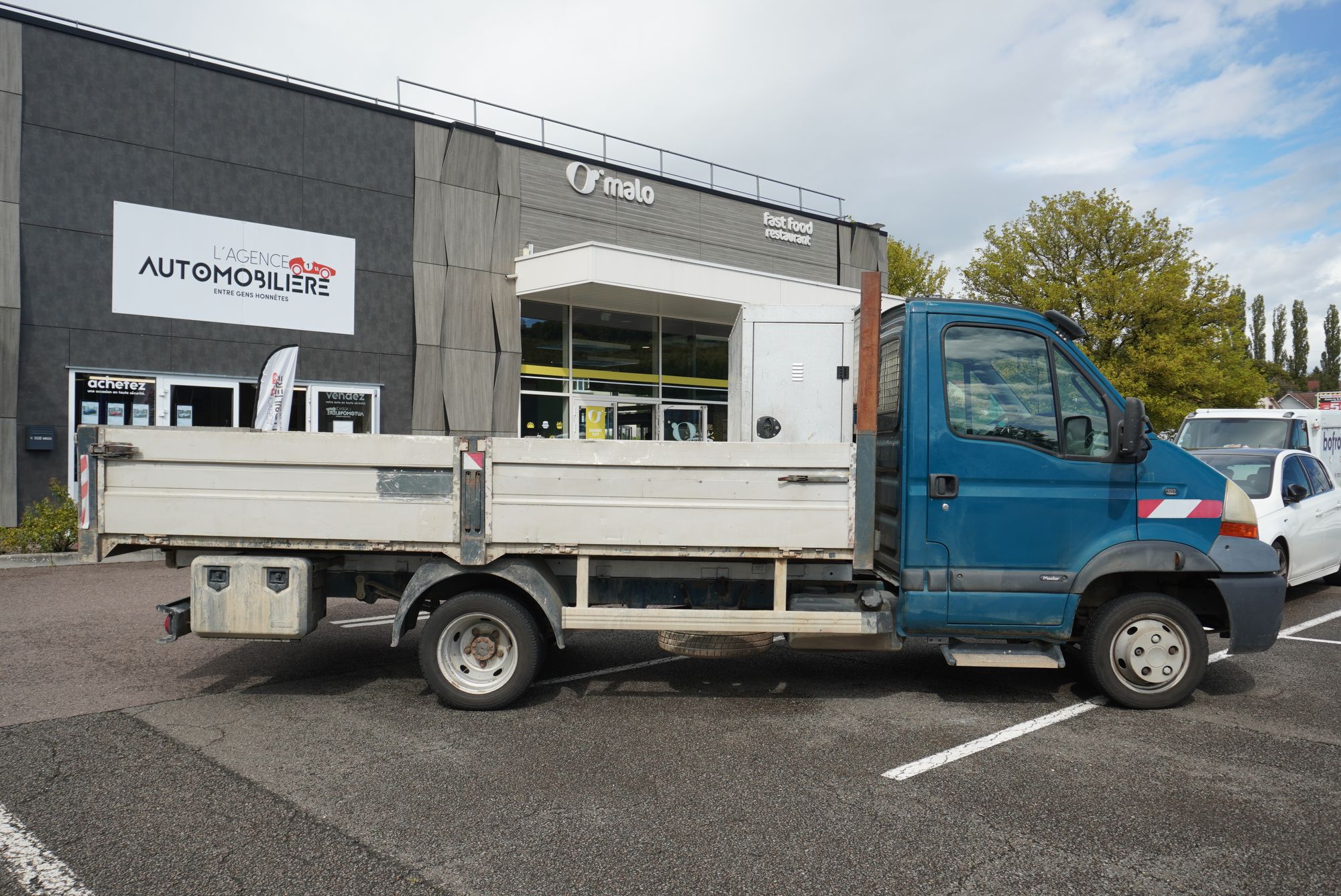 Renault Master — 4