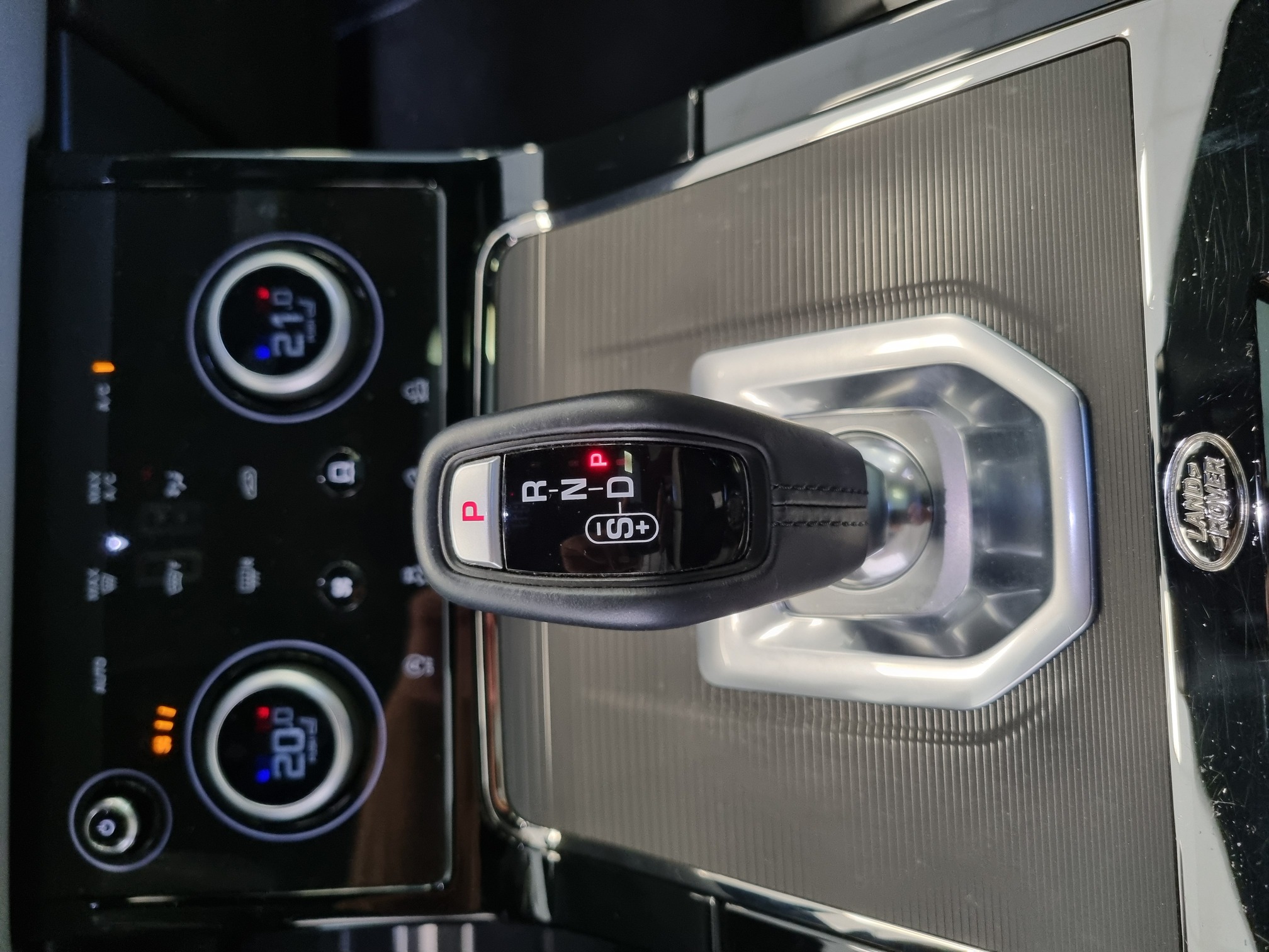 Land Rover EVOQUE — 28