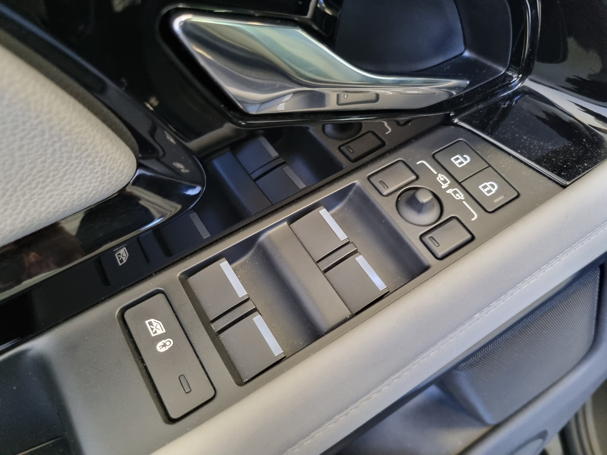 Land Rover EVOQUE — 29