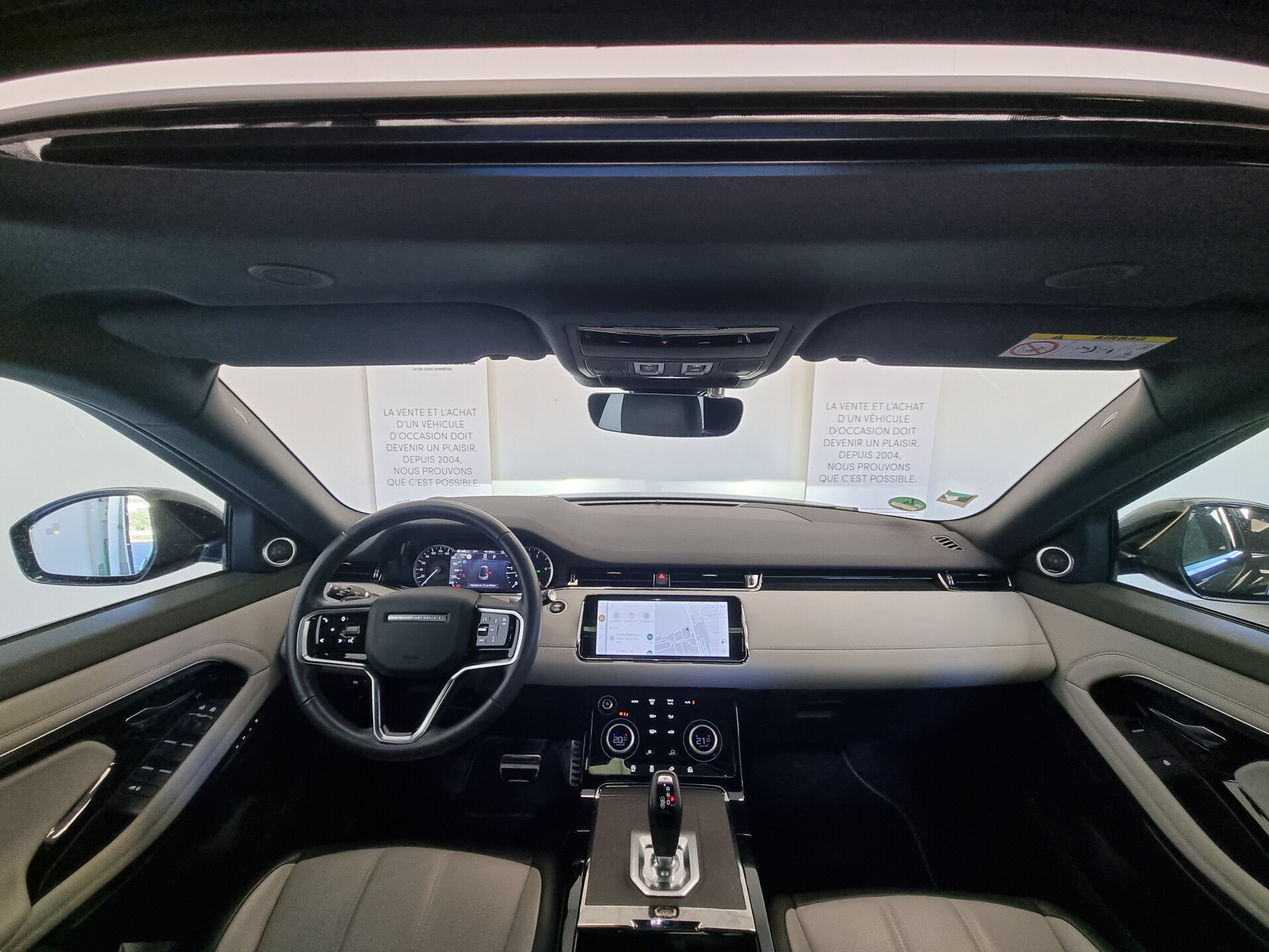 Land Rover EVOQUE — 33