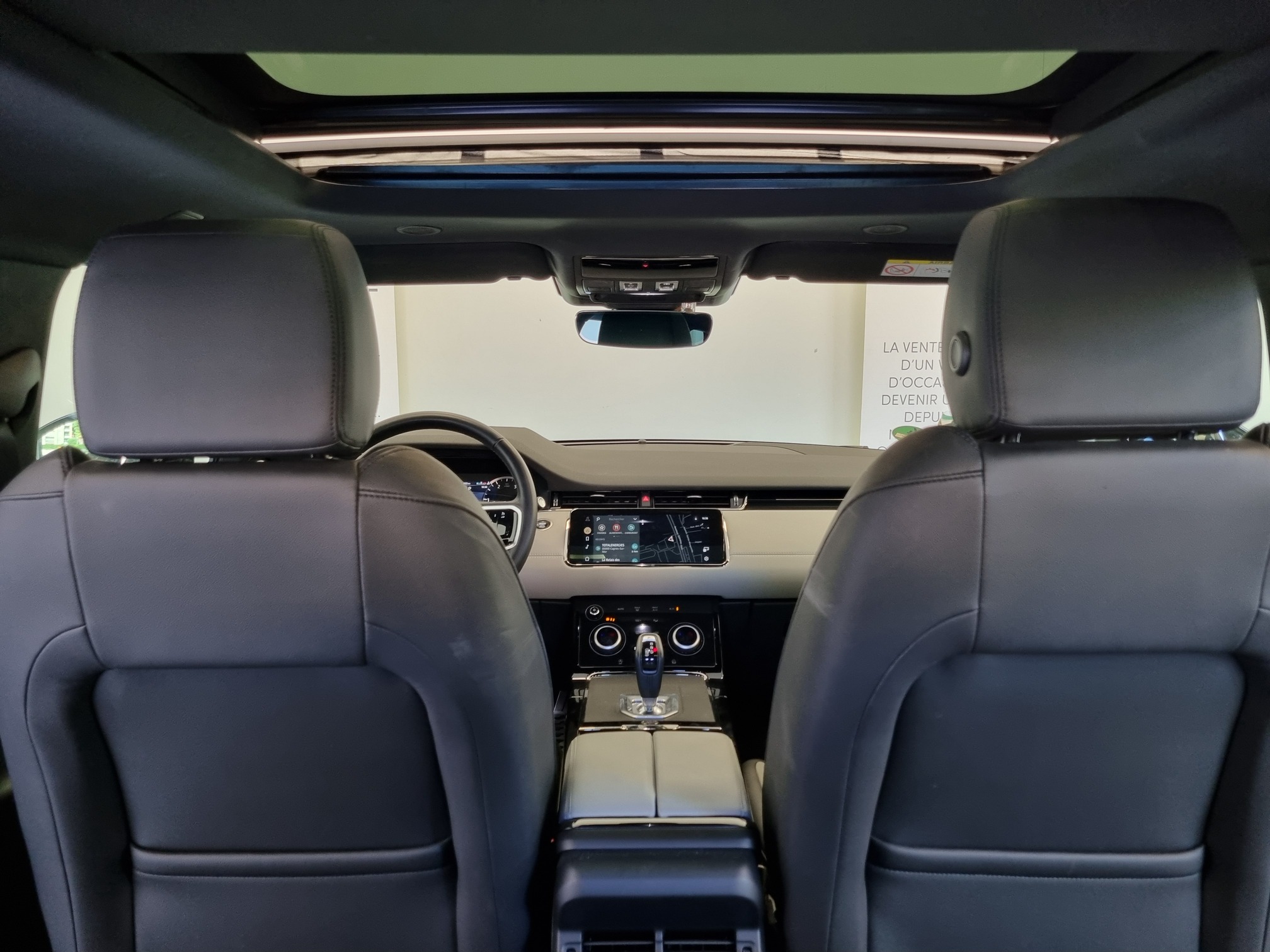 Land Rover EVOQUE — 34