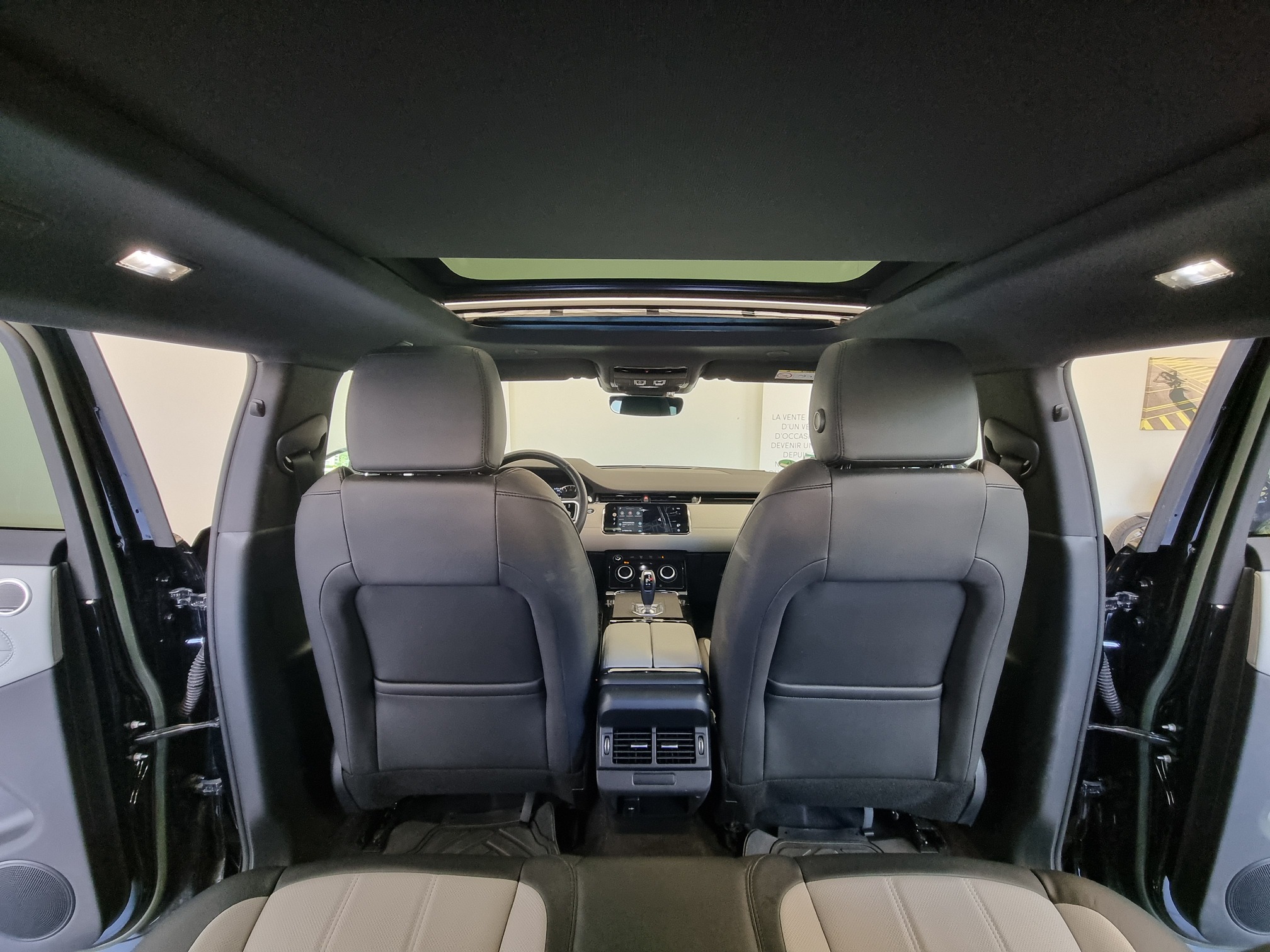Land Rover EVOQUE — 35