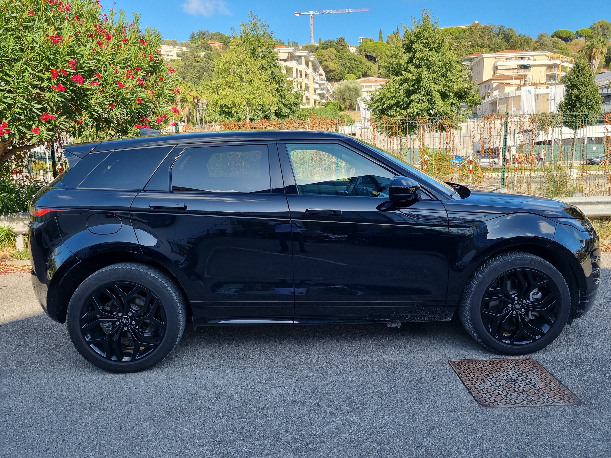Land Rover EVOQUE — 40