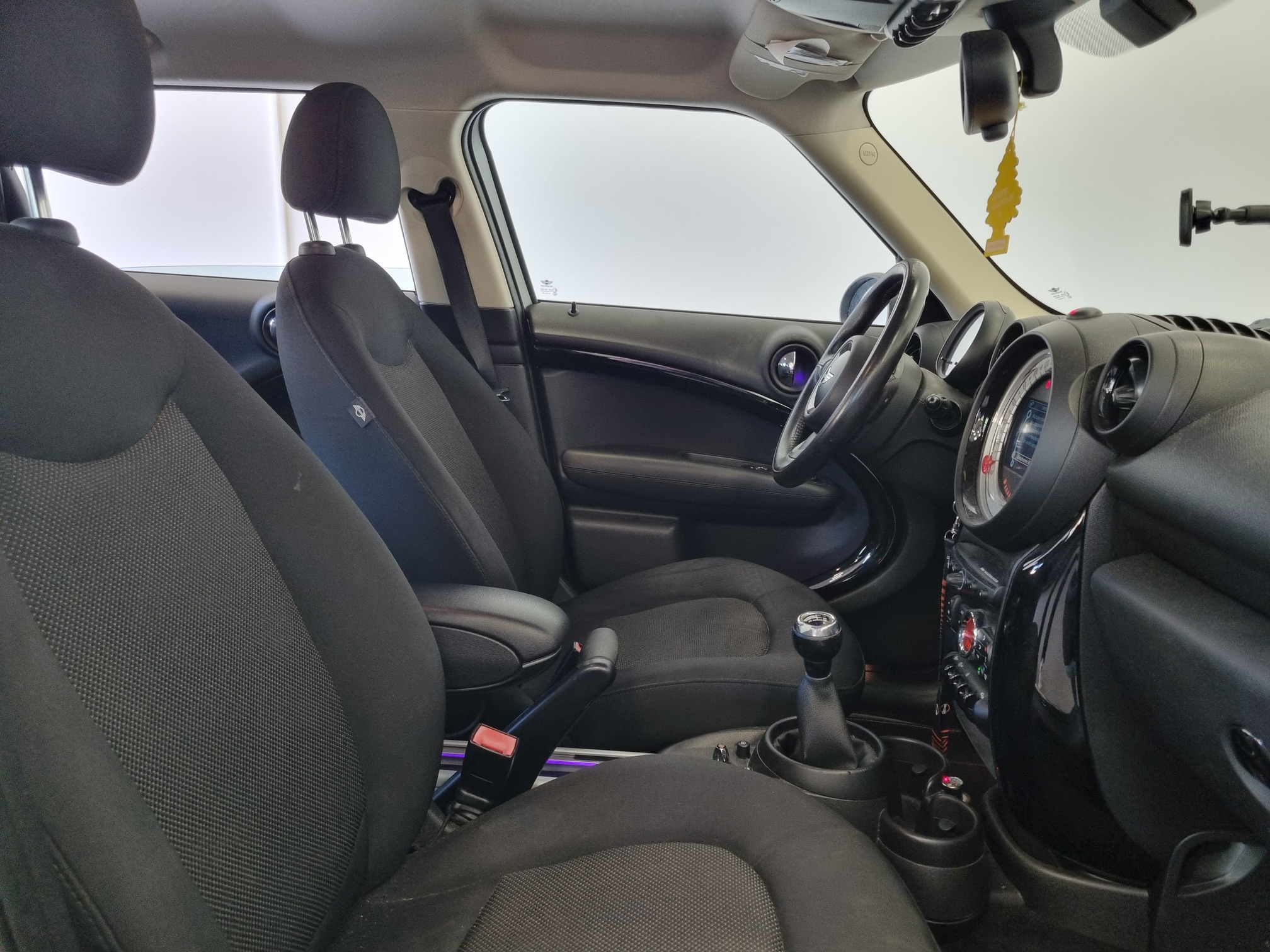 Mini Mini Countryman — 14