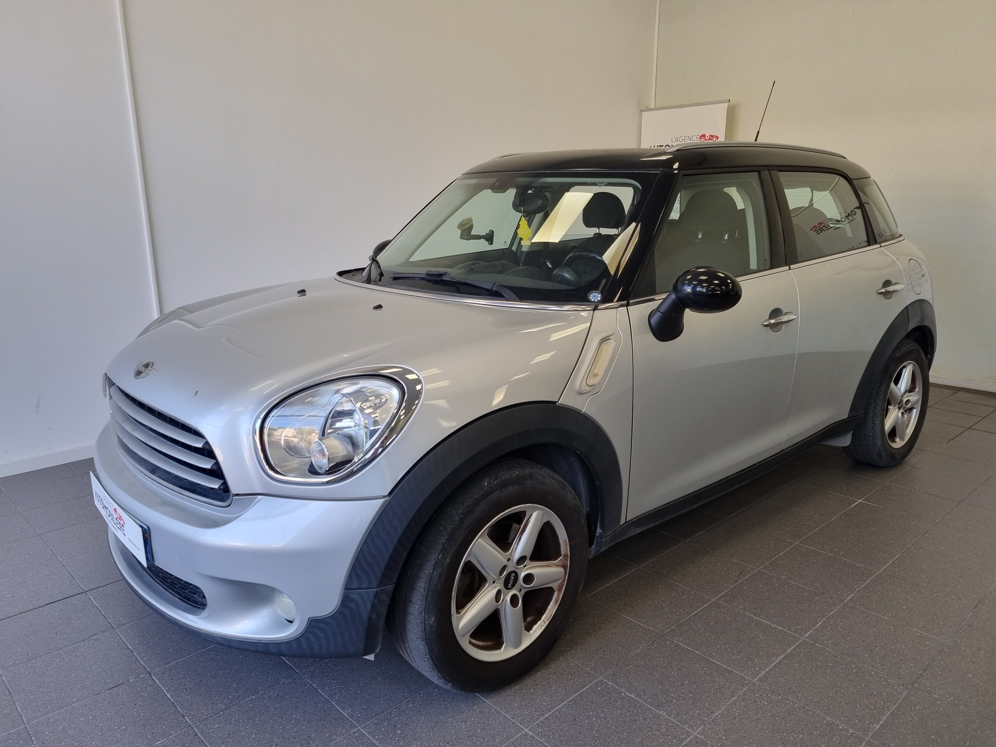 Mini Mini Countryman — 2
