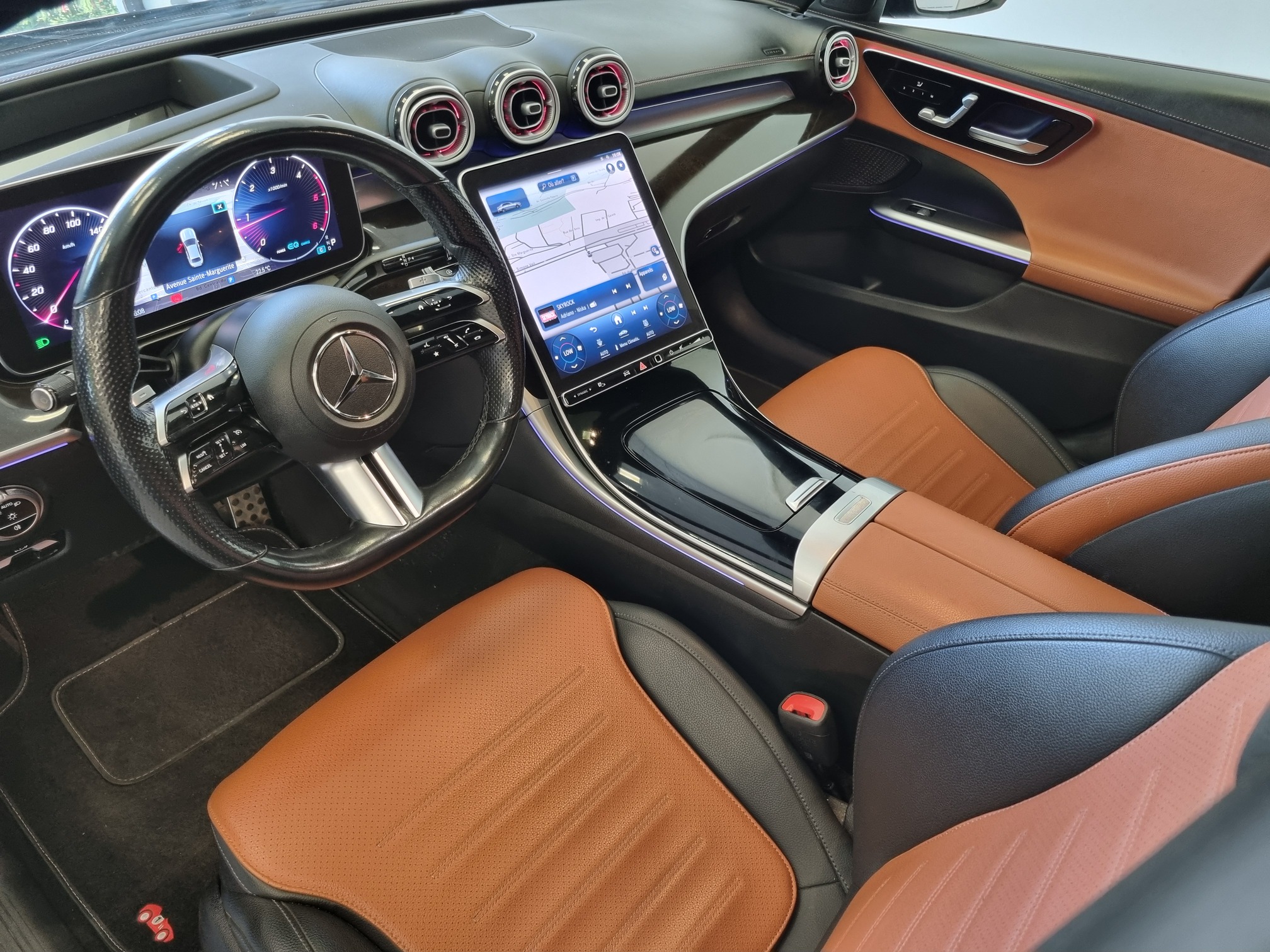 MERCEDES BENZ C 200D — 11