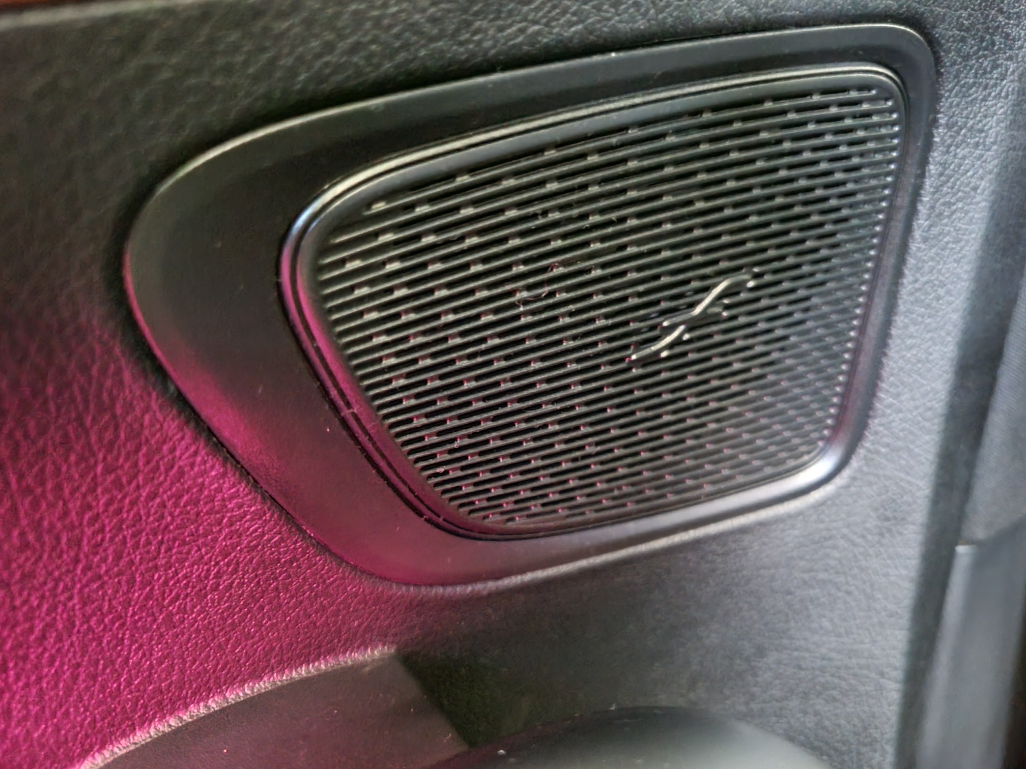 MERCEDES BENZ C 200D — 36