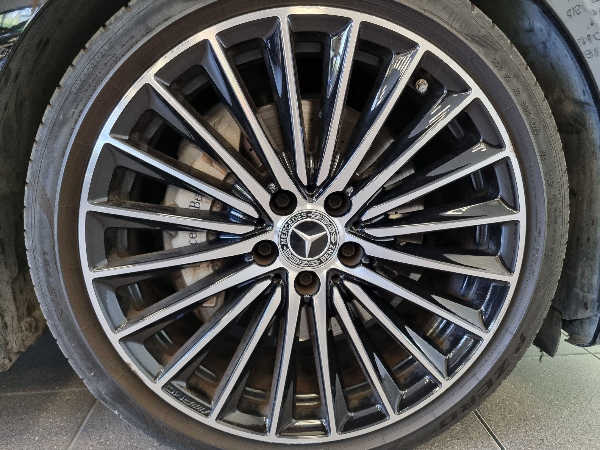 MERCEDES BENZ C 200D — 46