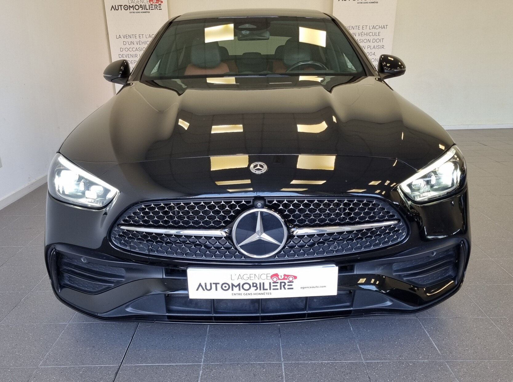 MERCEDES BENZ C 200D — 9