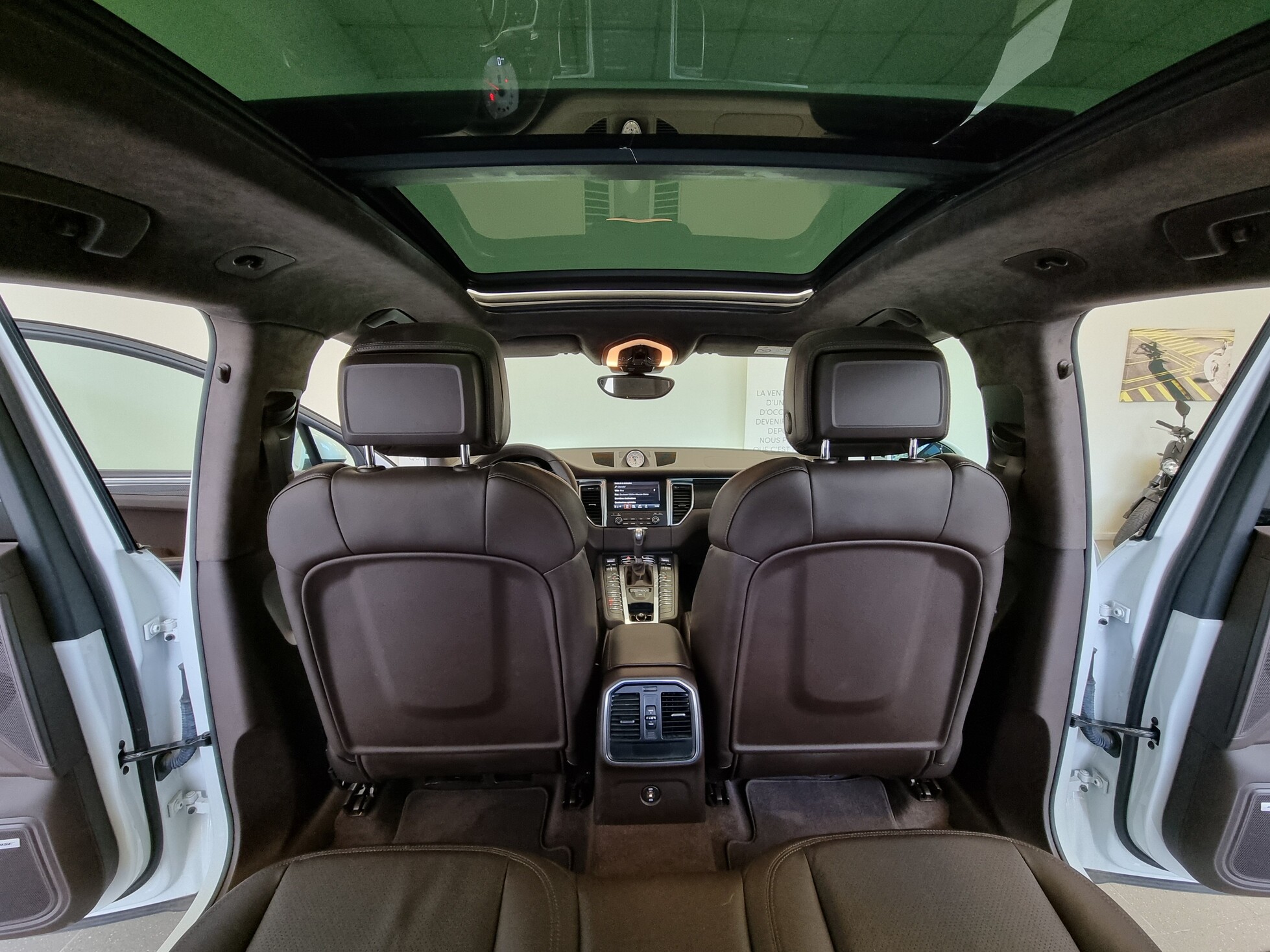 Porsche Macan — 13