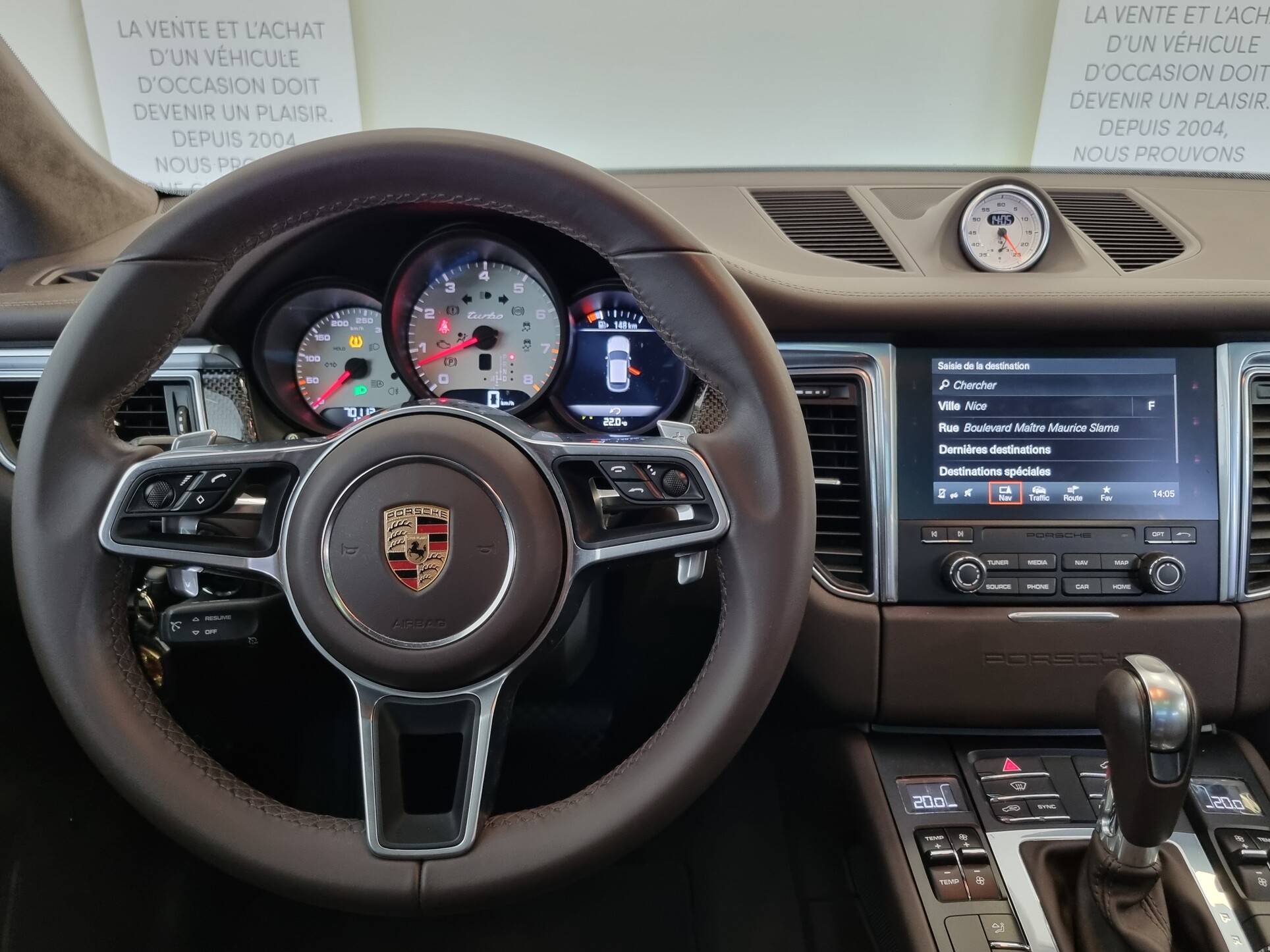 Porsche Macan — 28