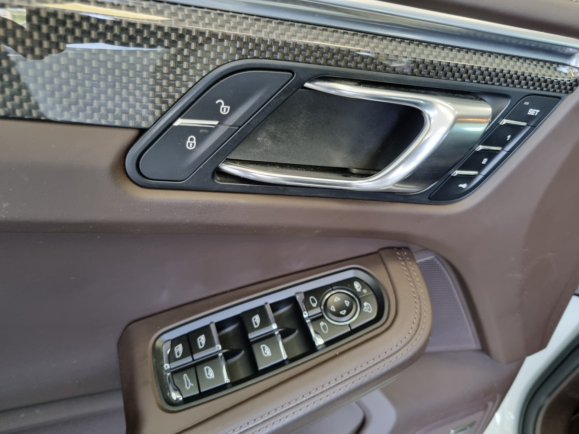 Porsche Macan — 36