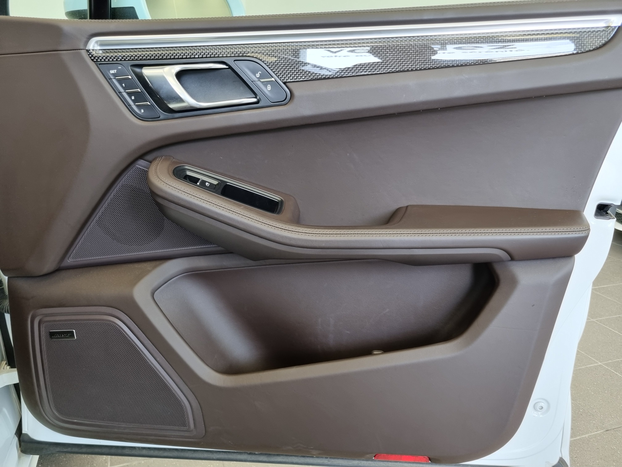 Porsche Macan — 37