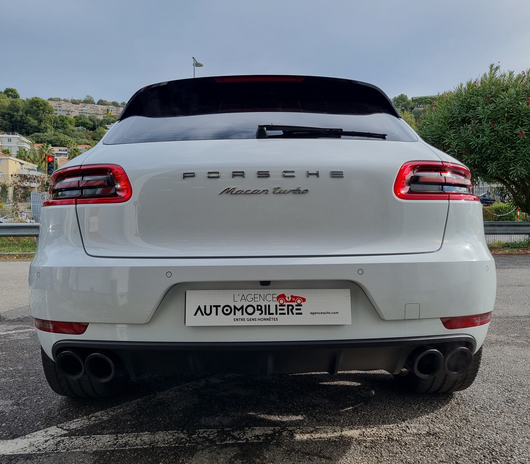 Porsche Macan — 47