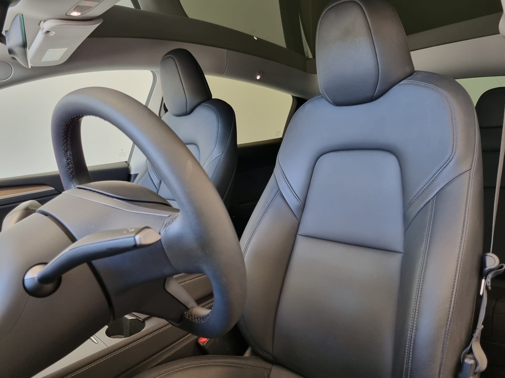 Tesla Model Y — 12