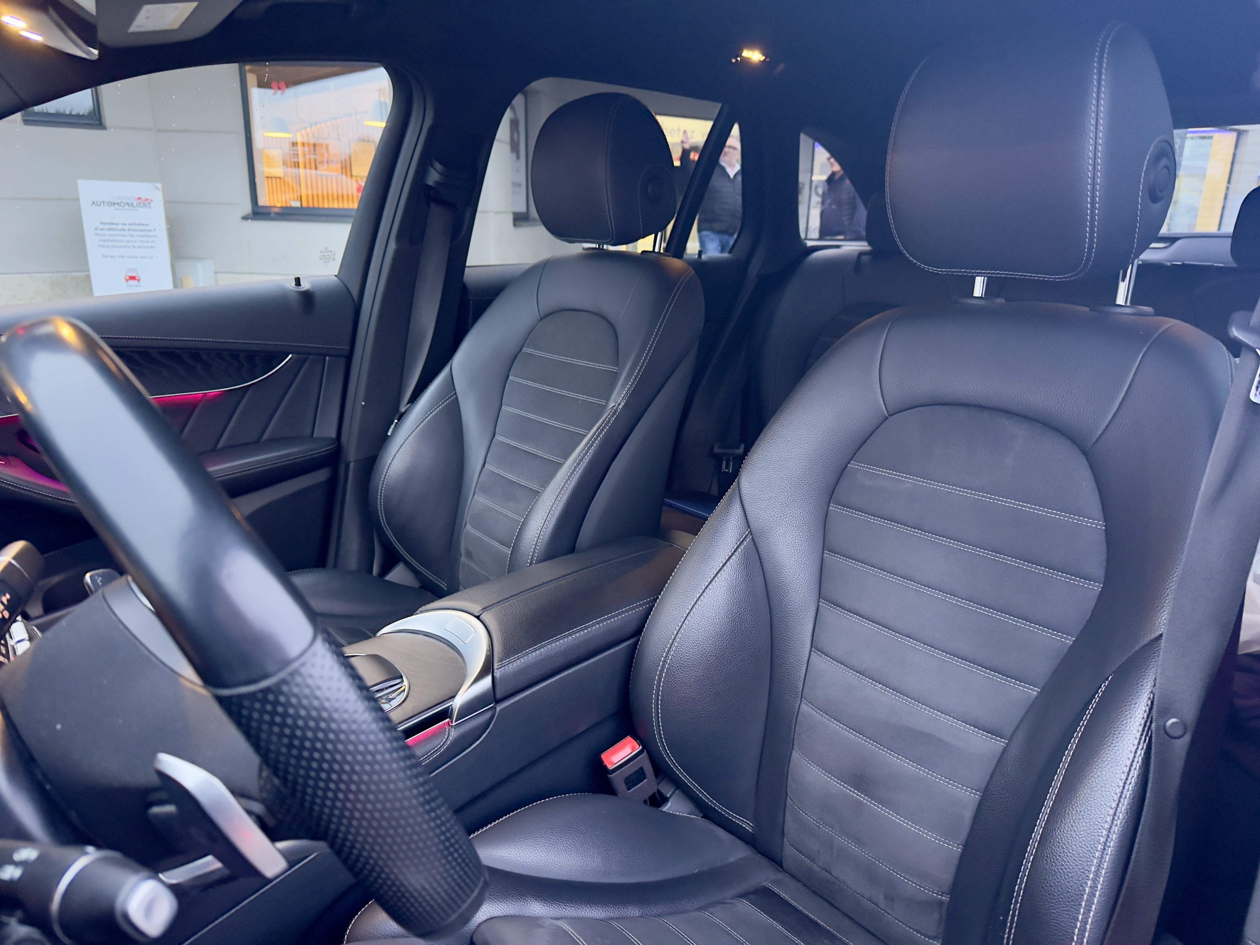 Mercedes GLC — 10