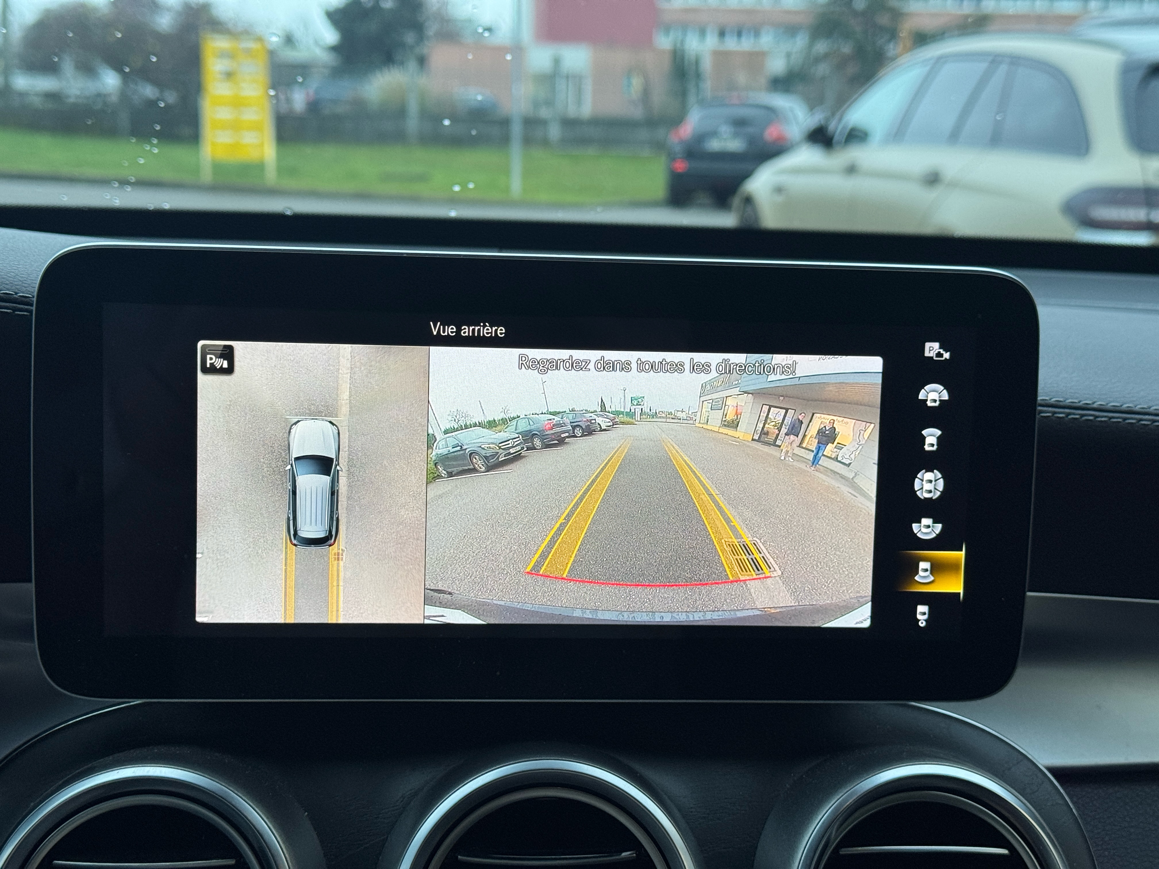 Mercedes GLC — 15