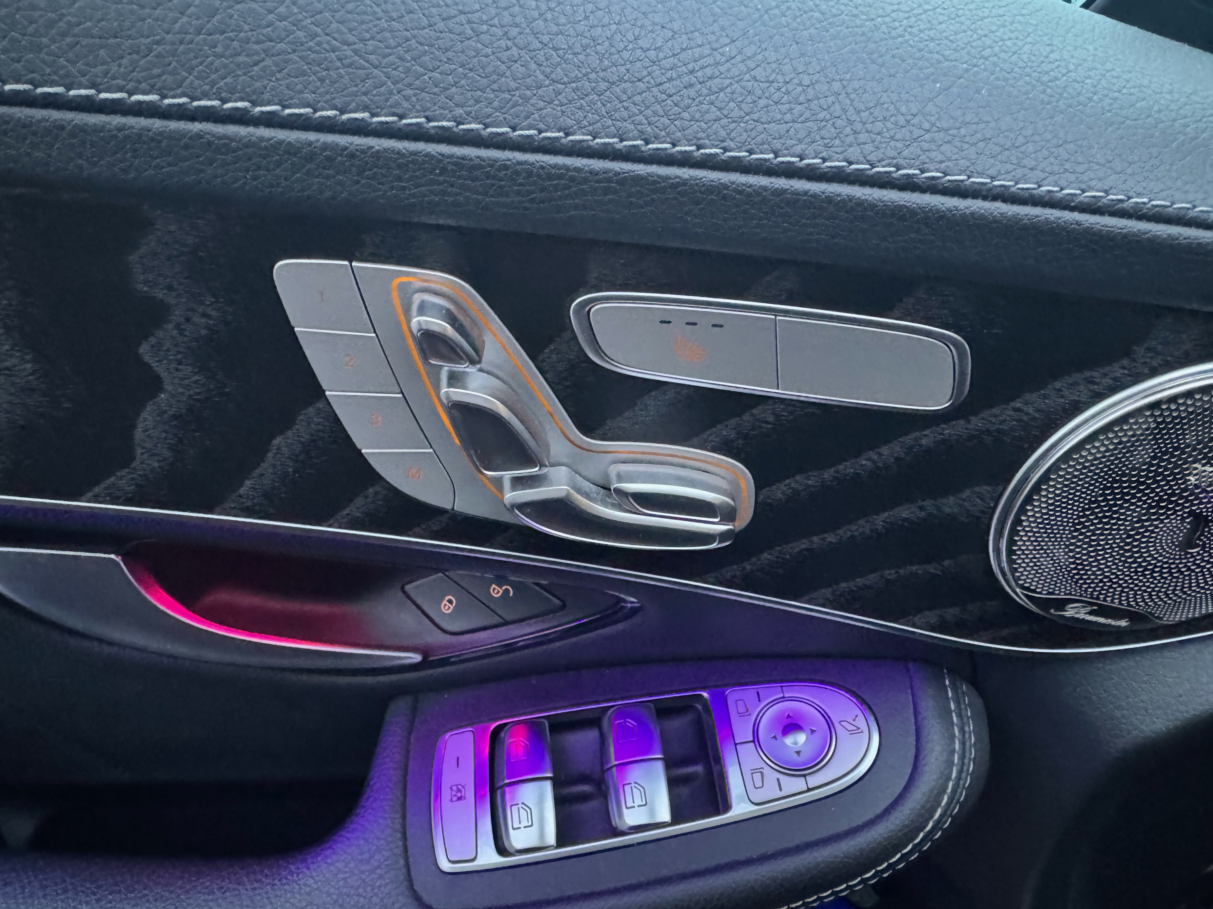 Mercedes GLC — 16